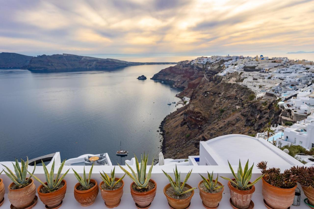 Hotel Ikies Santorini Oia Zewnętrze zdjęcie