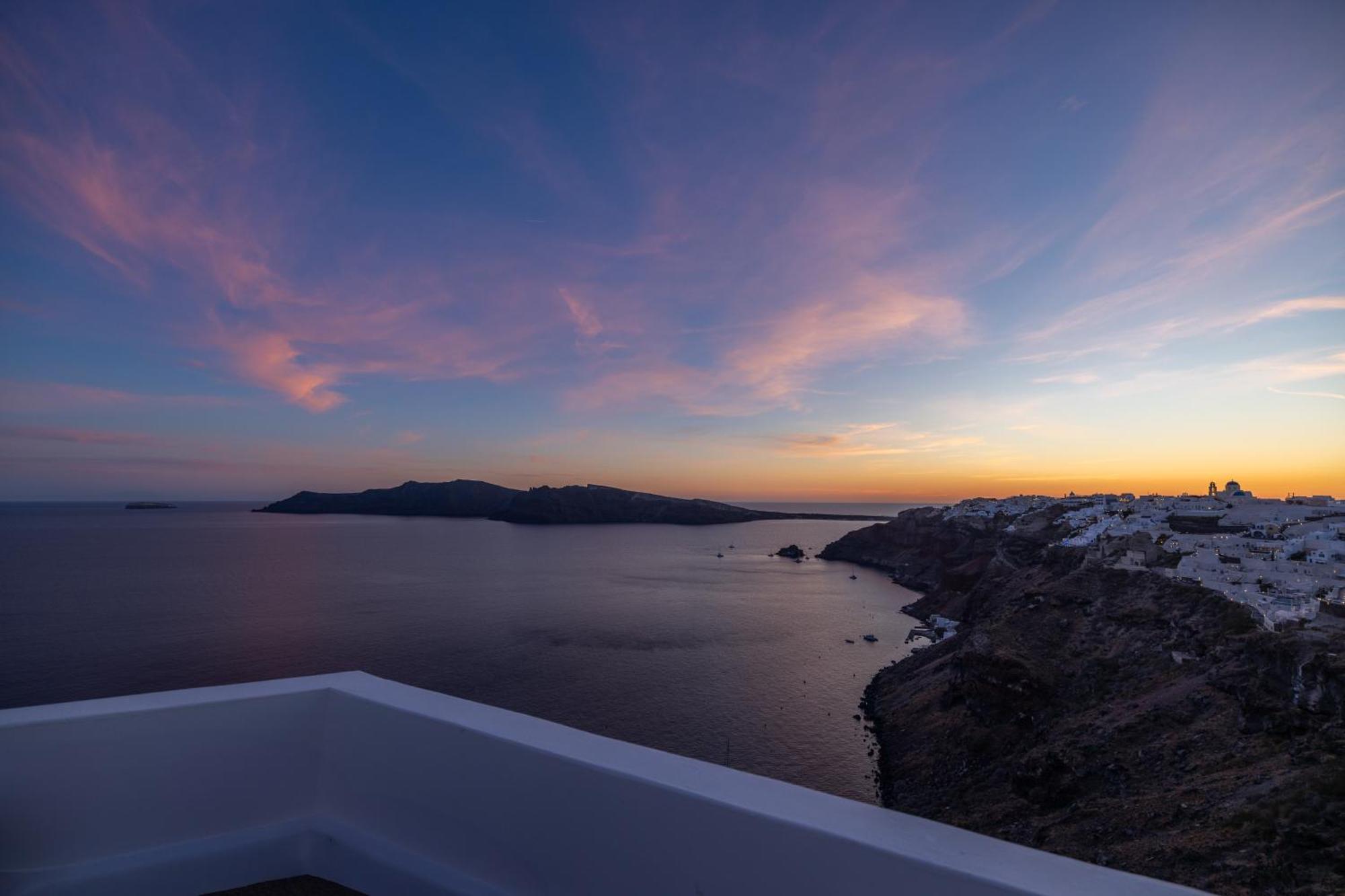 Hotel Ikies Santorini Oia Zewnętrze zdjęcie